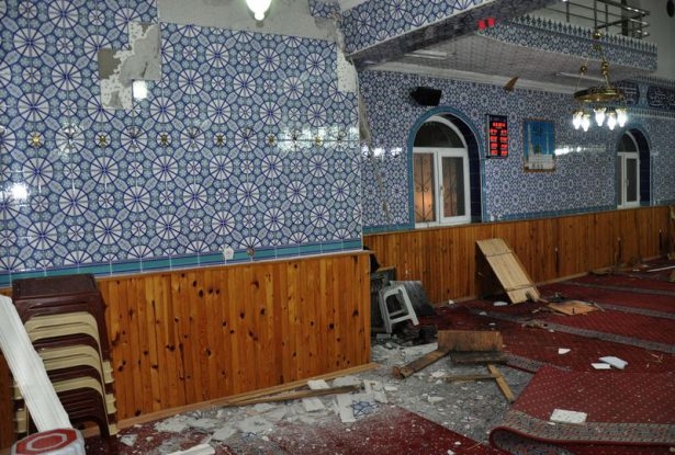 Ankara'da Cami'de Patlama Ölü ve Yaralılar Var! galerisi resim 2